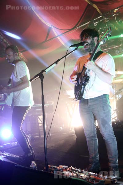 FOALS - 2015-09-04 - PARIS - Cabaret Sauvage - Yannis Philippakis - Jimmy Smith